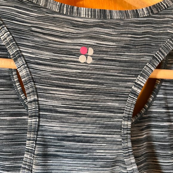 Sweaty Betty workout tanks bundle of 2 - Picture 10 of 13